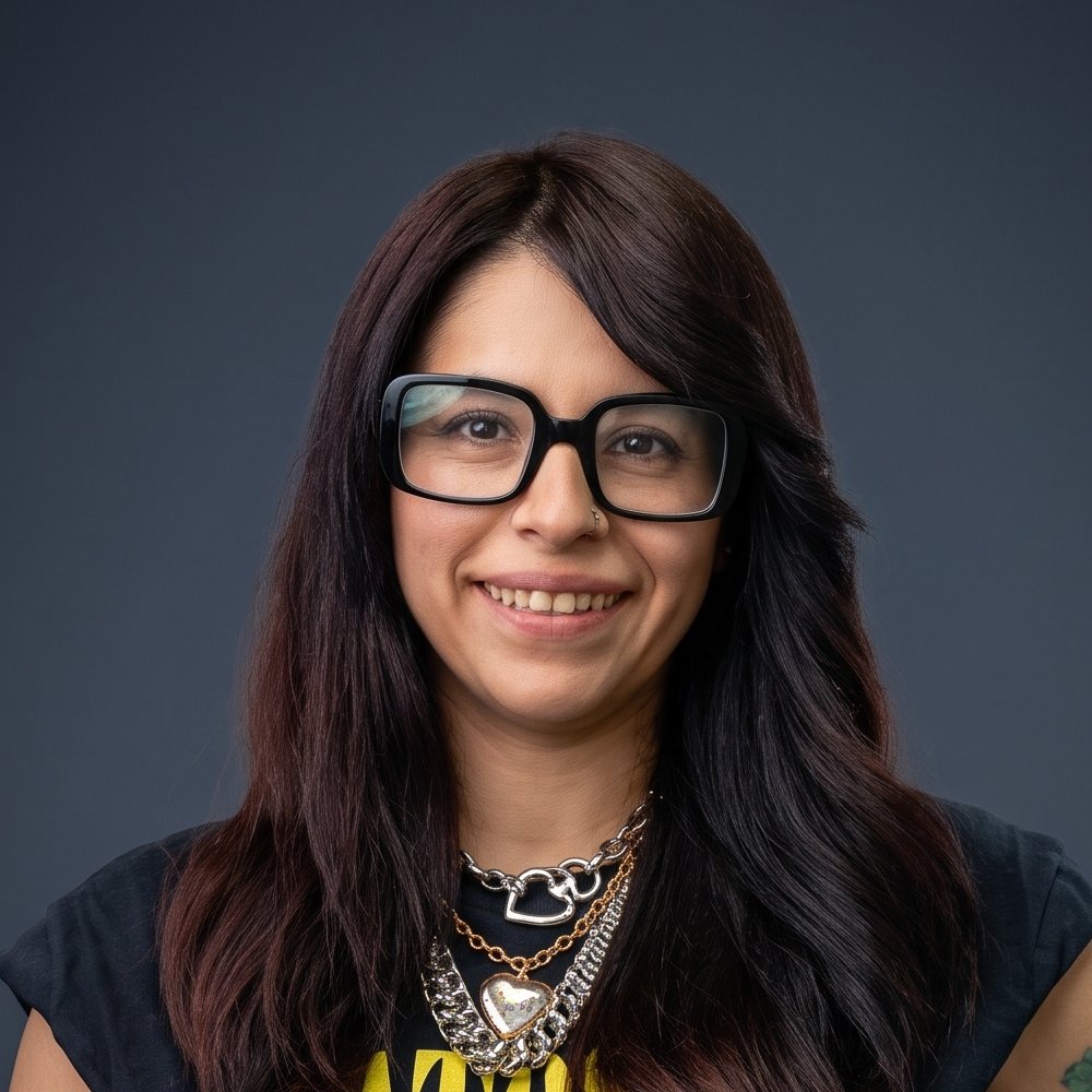 Cindy "Felinilla" Mendoza, Narradora y operadora de cámara de Campeones de la Lucha Libre